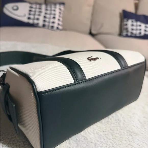 Lacoste Dark Green and Cream Satchel - Picture 4 of 6